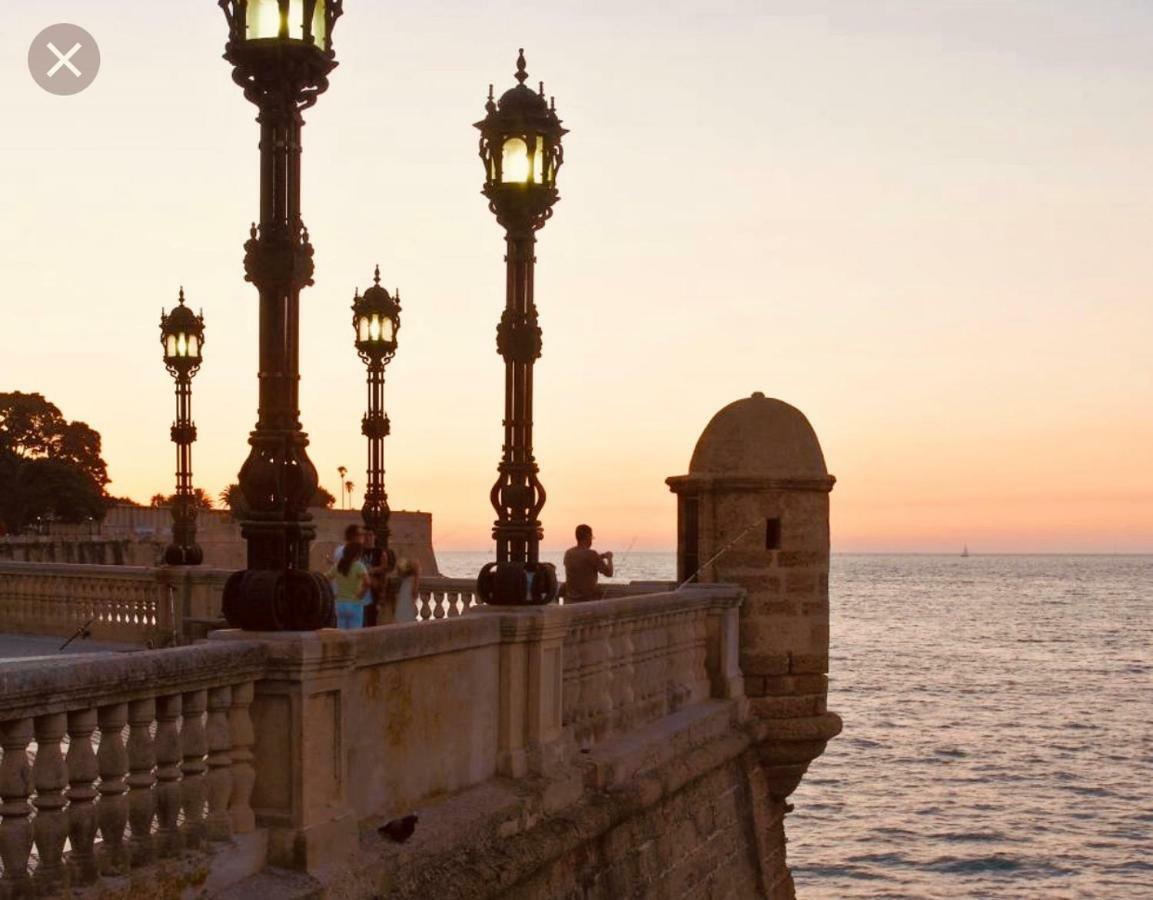 La Casa De Adolfo Leilighet Cádiz Eksteriør bilde